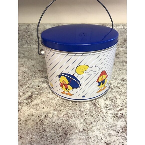 Ducks in Rain Gear Decorative Tin w/ Handle 1986 Howardesign  Sewing Lunch Pail - Picture 3 of 6
